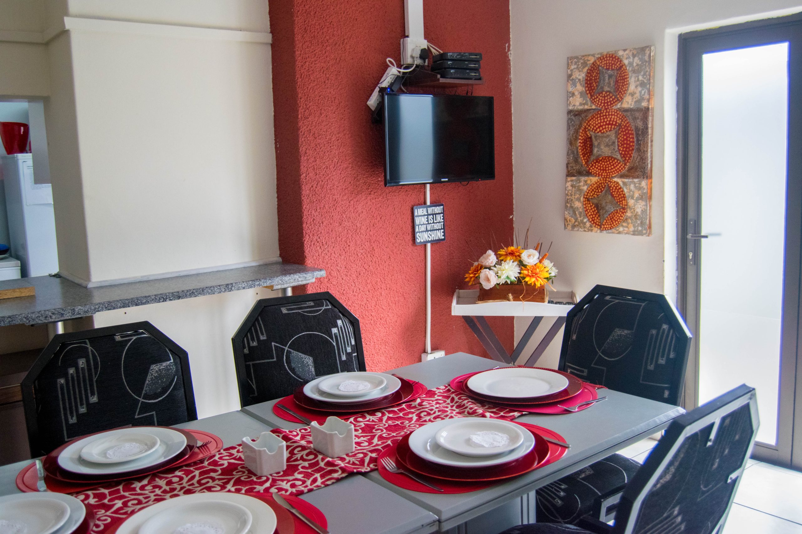 Dining 2